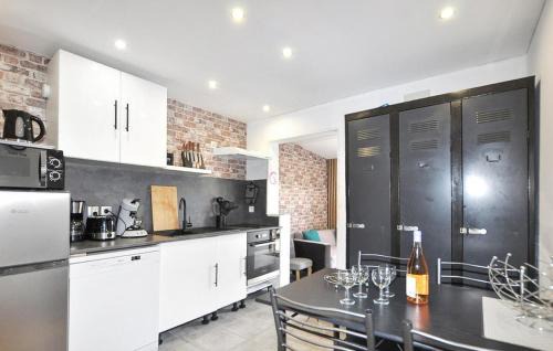 Perpignan House | 2 Bedroom Awesome Home In Perpignan