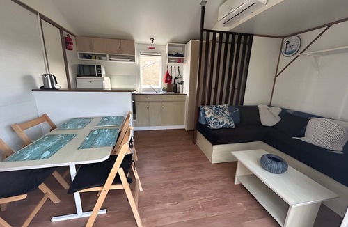 Quimper House | 2-Bedroom Mobile Home in the Heart of Nature