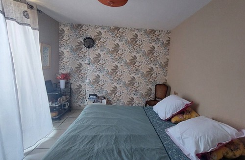 Saint-Projet Bed & Breakfast | 2 renovated bedrooms for families (MAX 2adults + 2children) + bathroom + WC