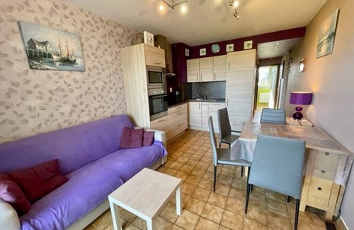 Saint-Pierre-Quiberon Apartment | 2-room apartment in Kerhostin, sea view, pets allowed