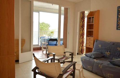 Argeles Plage Apartment | 2-room apartment, sleeps 5, direct beach access, Argelès-sur-Mer