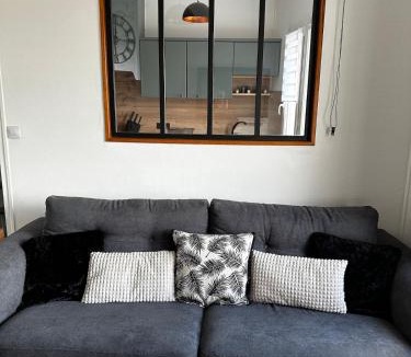 Bourges Apartment | 2-room apartment near Marais and CV