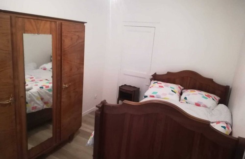 Nevers House | 2 rooms in town center near train station and shops