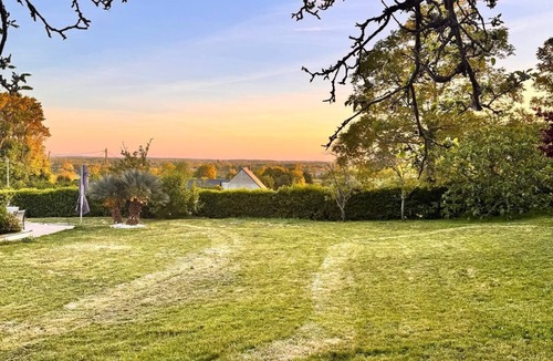 Rouillon House | 200 m2 house 11 km from the circuit.