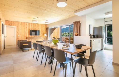 Prapoutel Apartment | 200m from resort center, tv, ski locker, 102m², Les 7 Laux