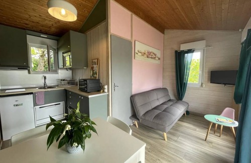 Pierrefitte-sur-Loire House | 25 m² House ∙ 2 bedrooms ∙ 4 guests