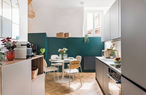 Grenoble City Centre House | 3 apartments on the same floor l 6 beds l 12 travellers l Hypercentre