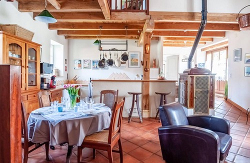 Frayssinet-le-Gelat House | 3 bedroom awesome home in Frayssinet-le-Gélat