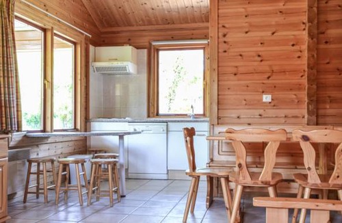 Mauroux House | 3 bedroom accommodation in Mauroux