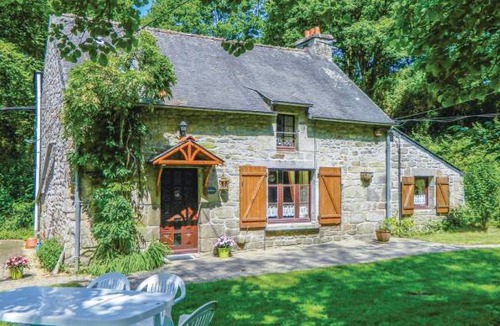 Guern House | 3 bedroom accommodation in Guern