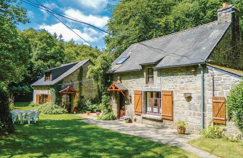 Guern House | 3 bedroom beautiful home in Guern