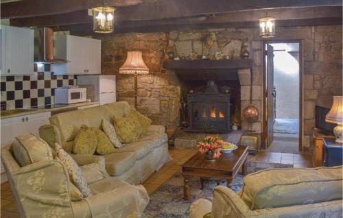 Guern House | 3 Bedroom Beautiful Home In Guern