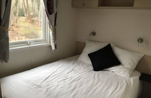 Carcares-Sainte-Croix House | 3-bedroom cottage (8 people) in the Landes overlooking a waterfall and stream
