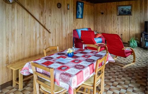 Les Allies House | 3 Bedroom Lovely Home In Pontarlier