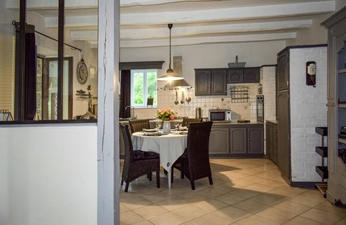 Begard House | 3 bedroom nice home in Trézélan/Bégard