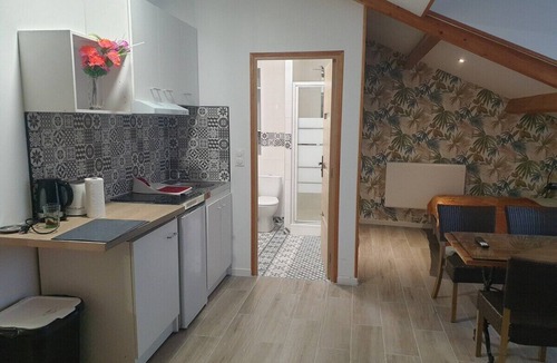 Le Blanc-Mesnil Apartment | 3 Bedroom unit in front of Le Bourget airport