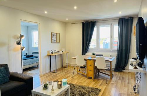 Saint-Priest Apartment | 3 chambres Situation idéale Aux portes de Lyon Tout confort