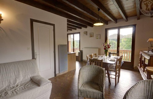 Les Salles Cottage | 3-ear cottage, 2 bedrooms, terrace and Wi-Fi