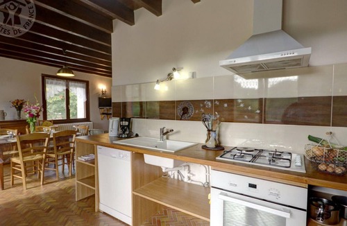 Les Salles Cottage | 3-ear cottage, 2 bedrooms, terrace and Wi-Fi
