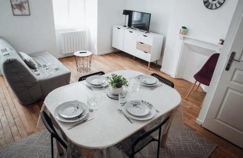 Ernee Apartment | 3 Escapade cosy au cœur d Ernée