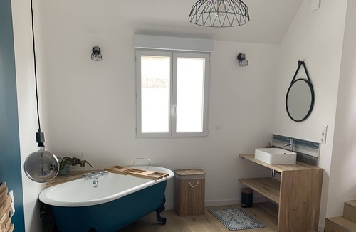 Kerherou House | 3-star house with swimming pool, fully renovated, 4 bedrooms, sleeps 8