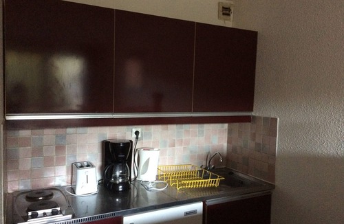 Correncon-en-Vercors Apartment | 32m² Studio near slopes, balcony, parking, 4 guests