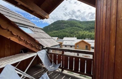 Chantemerle Apartment | 350m from resort center, 3rd floor, balcony, 34m², Serre Chevalier