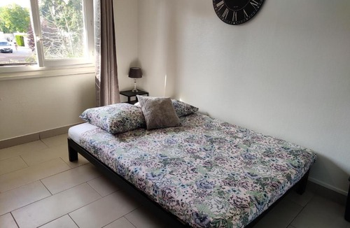 Melun Apartment | 36 Dajot Studio Apartment - 25