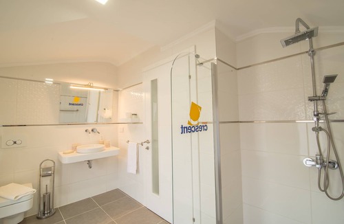 Dalyan City Center Villa | 4 bedroom accessible villa with private pool, jacuzzi, garden and lift