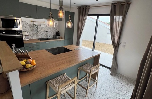 Tercis-les-Bains House | 4-Bedroom House with Heated and Air-Conditioned Pool in Dax