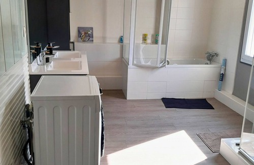 Sainte Marie - Saint Leon House | 4 Bedroom Private vacation home in Le Havre