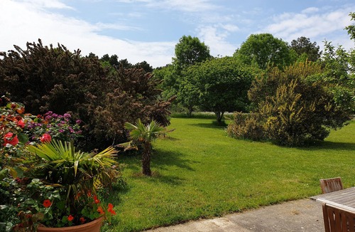 Bangor House | 4* listed house with large private garden in a 6-hectare estate