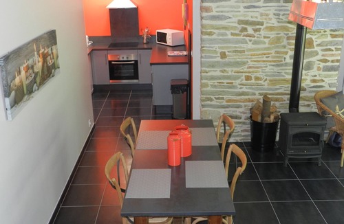 Quelneuc Cottage | 4-person gîte with heated indoor pool near La Gacilly Morbihan