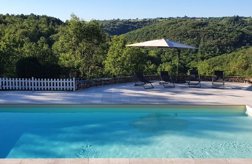 Laval Cottage | 4 persons all confort in preserved natural environment next Dordogne and Lot