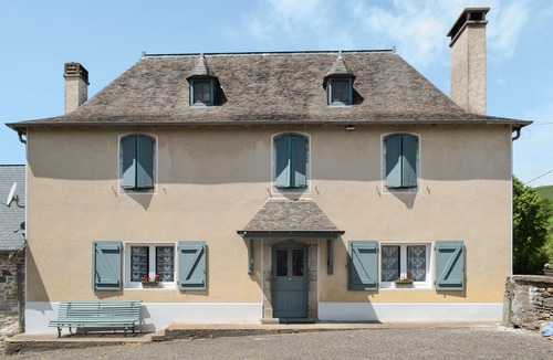 Aramits House | 5 bedroom accommodation in Aramits