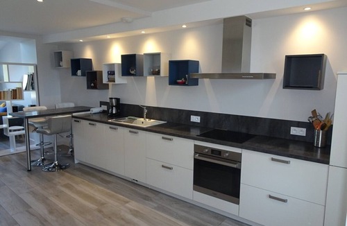 Penvins House | 5 minutes from the beaches: great comfort and attractive services for 8 people