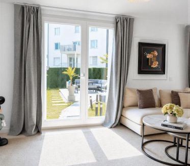 Coupvray House | 6-Min Drive to Disneyland House with Free Parking