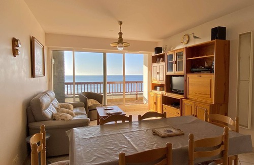 Arzon Apartment | 6-person apartment with breathtaking sea views for vacation rental