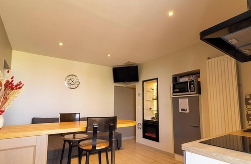 Montaigut-le-Blanc House | 63g1455 - Montaigut LE Blanc