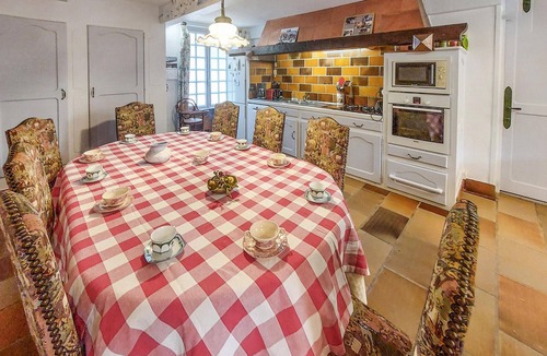 Charlieu House | 7 bedroom awesome home in Charlieu