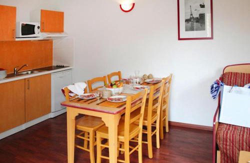 Cassen House | 8-Guests Holiday Home in Cassen