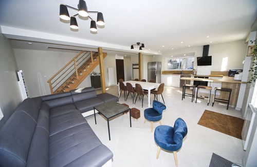 Nanteuil-sur-Marne House | 8-person gite to share with family or friends