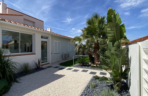 Canohes House | 8-person villa with pool and air conditioning, children's playroom