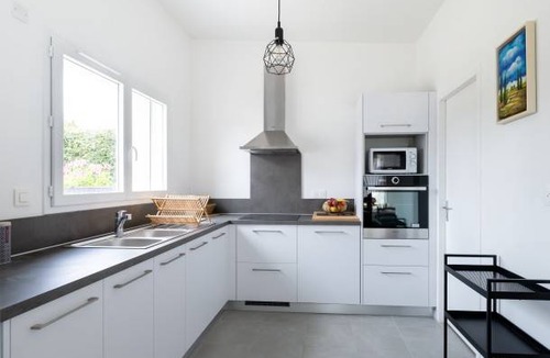 Ploubazlanec House | 87 m² House ∙ 3 bedrooms ∙ 5 guests