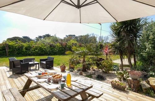 Kerlouan Other | 90 m² Accommodation ∙ 3 bedrooms ∙ 6 guests