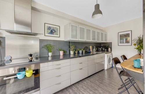 Les Lilas Apartment | 90 m2 chic, cosy, bright, modern, 6 mn from Paris on foot, 3 mn from the metro