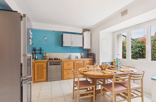 Penvins House | 900m beach, house 4 adults/2 kids