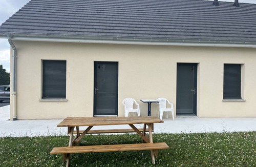 Bourbon-Lancy Apartment | A 15min du Parc D'attractions Le Pal ! Studio Meublé Résidence Neuve Plain Pied