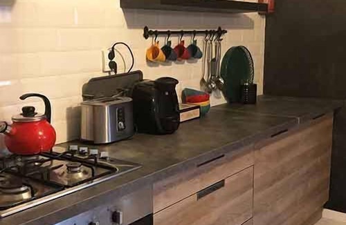 Henansal Cottage | A 2 bedroom cottage that sleeps 4 guests in 2 bedrooms with covered pool