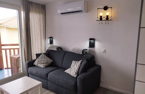 Vieux-Boucau-les-Bains Apartment | A 2 pas de la Plage, Studio vue top et Piscine